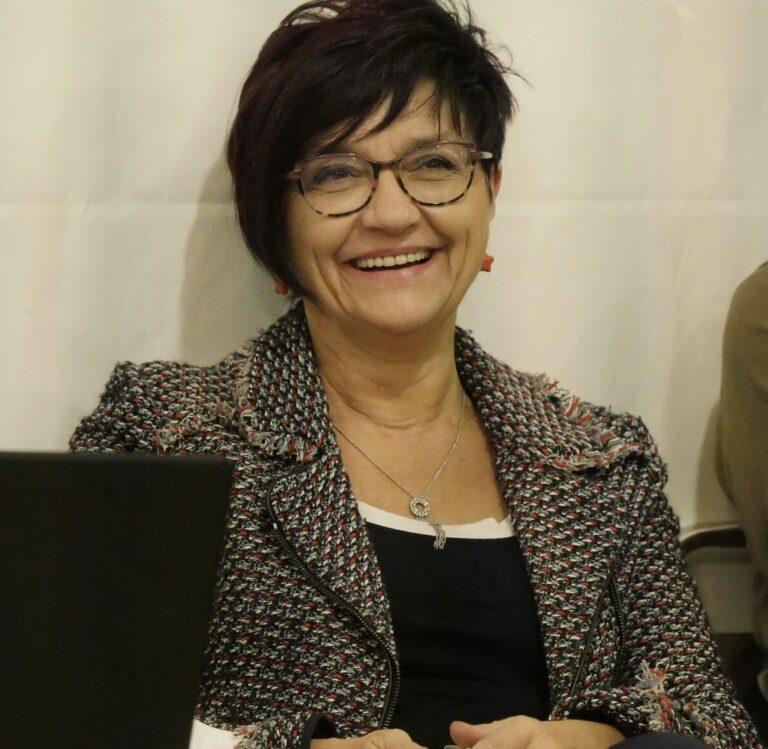 “E78: Arcaleni (Castello Cambia)  “a parte gli annunci e i litigi di bottega, urge spiegare l’impatto dei vari tracciati e definire i contenuti del progetto” 