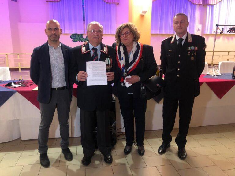 A distanza di anni dalla meritata “pensione” si vede riconosciuta la promozione al grado superiore di Maresciallo Ordinario dell’Arma dei Carabinieri. La bella storia di Italo Bianchini