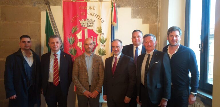 L’Ambasciatore d’Italia a Riga Alessandro Monti, in visita privata a Città di Castello