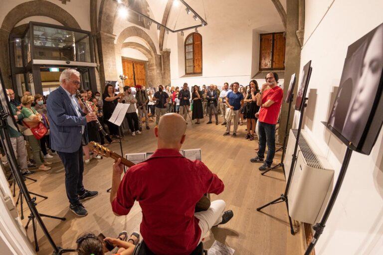 Lo scorso giovedì 2 giugno l’inaugurazione della rassegna espositiva “Tandem – Mostre fotografiche in città”