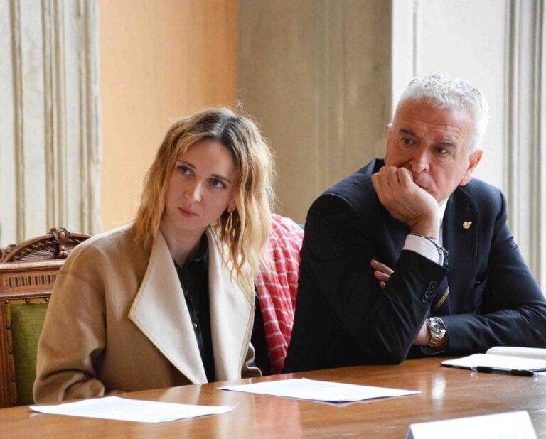 Le congratulazioni dell’assessore Letizia Guerri a Sandro Camilli per la nomina a presidente nazionale dell’Associazione Italiana Sommelier 