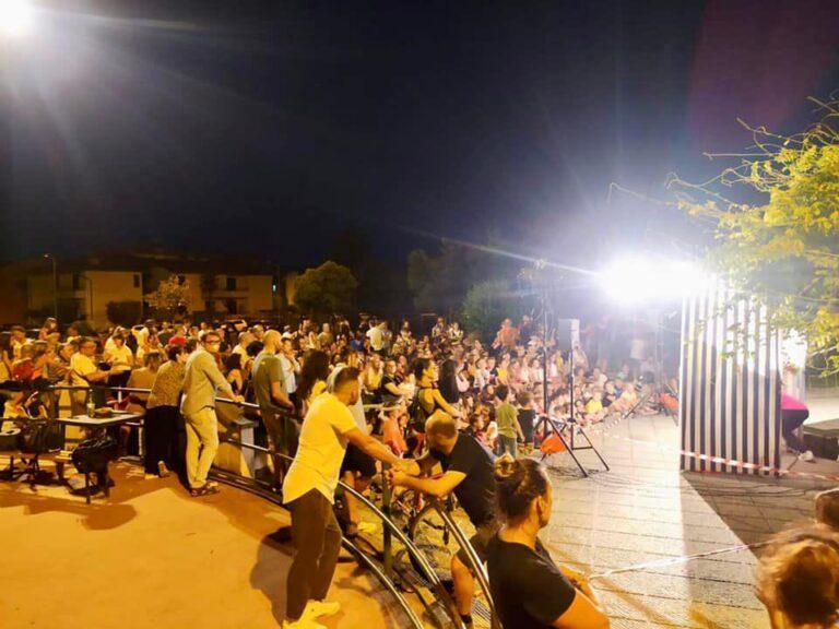 Domani sera seconda serata con “Estate in Città” nelle frazioni: al parco dei Cervi di Cerbara appuntamento con la proiezione del documentario dal titolo “La guerra in casa”.  