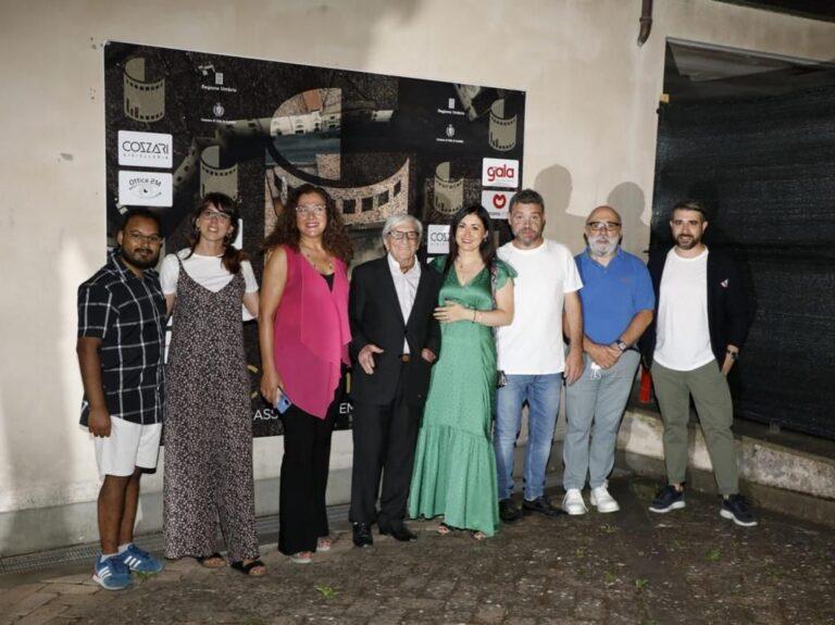 Successo di pubblico e critica per la prima del film biografico su Dino Marinelli, anima popolare di Città di Castello