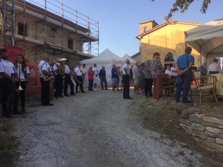 Dopo anni di stop in tanti per la Festa di San Vincenzo a Cagnano borgo di rara bellezza sul crinale dell’appenino umbro-toscano