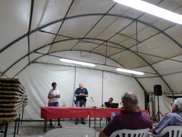 Progetto “vacanze sicure” della Polizia di Stato, campagna di sensibilizzazione di buone pratiche da seguire prima e durante le ferie per limitare la piaga dei furti: ieri sera incontro a Sansecondo con la cittadinanza