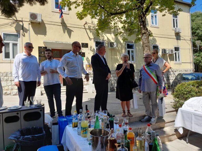 Una delegazione borghese a Sinj per la tradizionale Sinjska Alka. Una tradizione lunga più di tre secoli.