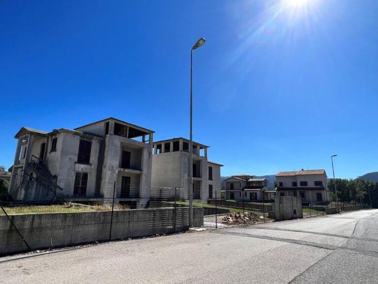Nella frazione di Pierantonio messa finalmente in sicurezza l’area di via Petrarca