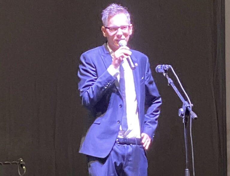 Consenso di pubblico e critica per “Leoni e Cuba” lo spettacolo andato in scena nella suggestiva cornice della chiesa di san Domenico