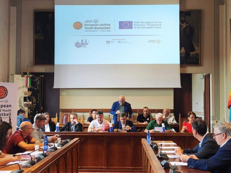 Presentato in Comune a Sansepolcro il 1° Special Olympics European Unified Youth Basketball Tournament 
