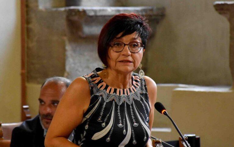 “Una nuova gara per la gestione del canile comprensoriale di Lerchi”: mozione della capogruppo di Castello Cambia Emanuela Arcaleni, che propone alcune integrazioni al bando