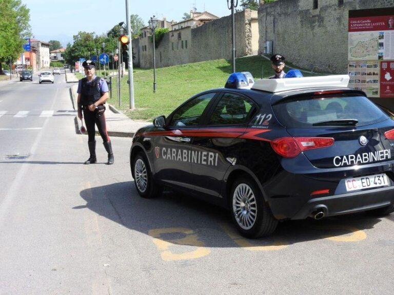 Lascia parcheggiata la propria auto in centro da oltre un anno, l’automezzo viene coinvolto in un  incidente, multato per oltre 1200 euro