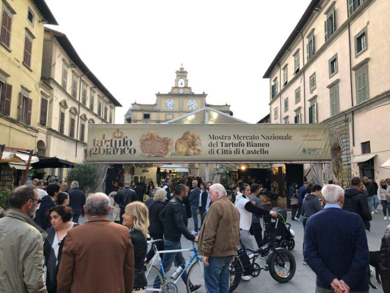 42esima edizione della Mostra del Tartufo Bianco: boom di presenze e turisti nel centro storico di Città di Castello per la quattro giorni dedicata alla “trifola”