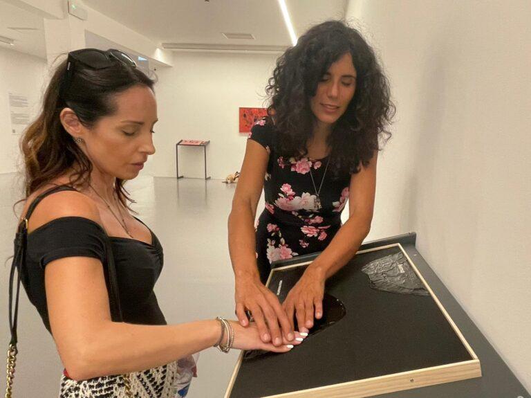 “La Luce del Nero”: chiude dopo sette mesi la mostra allestita agli Ex Seccatoi del Tabacco con oltre 16mila presenze