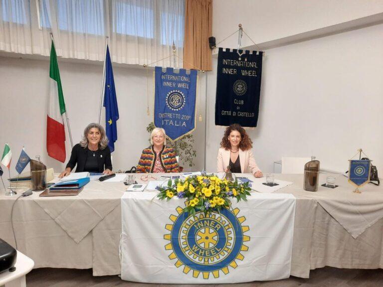 Lilly Pasini governatrice club Inner Wheel in visita annuale a Citta’ di Castello