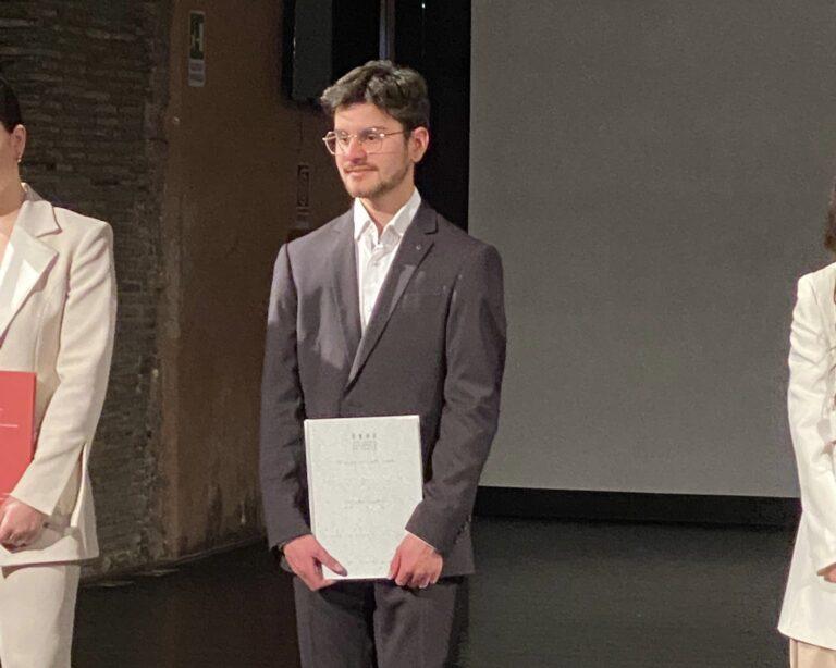 Nicolò Mandrelli che si è brillantemente laureato all’Accademia Nazionale di Danza di Roma