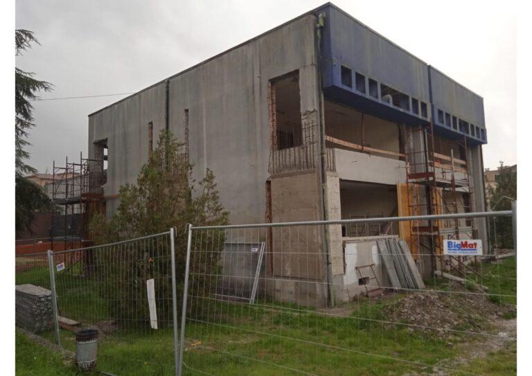 Piove nei container della Buonarroti. L’assessore Riccardo Marzi si assuma le responsabilità per ciò che non è stato fatto e per quello che è stato fatto male