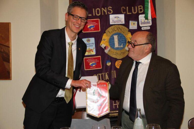 Carlo Cambi al Lions, evento brillante ed utile al tempo stesso