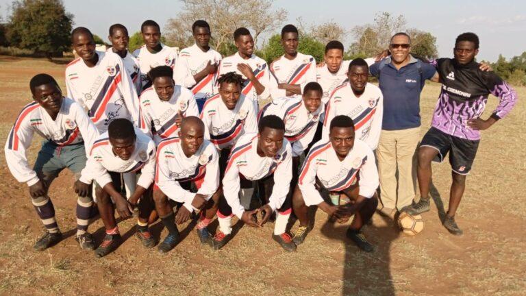 Calcio e solidarietà: il Montone regala stock di abbigliamento sportivo a squadra del Malawi
