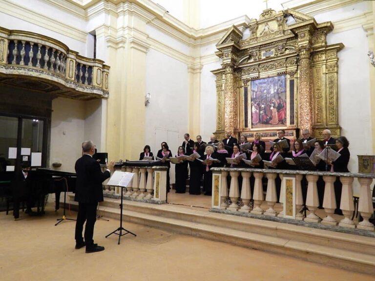 <em><strong>Grande successo per il concerto del Chorus Fractae Ebe Igi</strong></em>