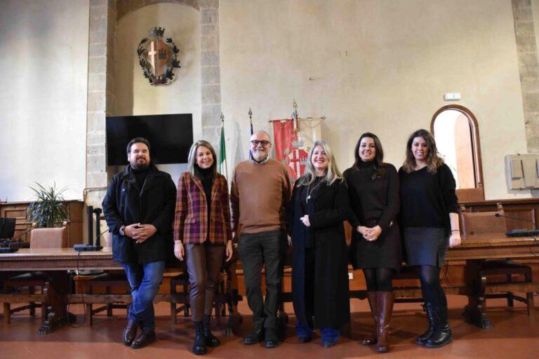 Auguri di buon lavoro al nuovo Cda dell’Asp “Muzi Betti” dal sindaco, Luca Secondi e dall’assessore alle Politiche Sociali, Benedetta Calagreti