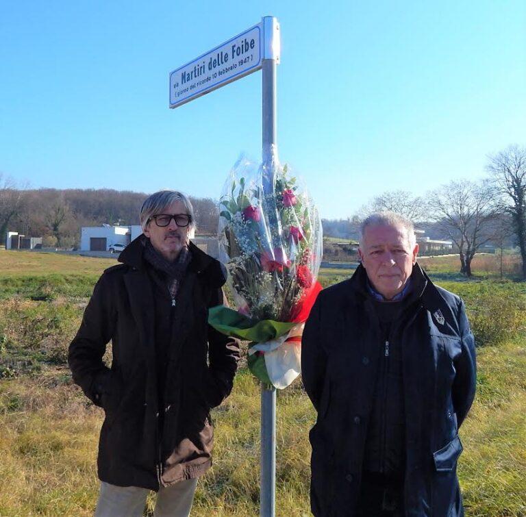 Giorno del Ricordo, dai consiglieri della Lega Dominici e Spatoloni un mazzo di rose rosse per ricordare le vittime delle Foibe e dell’esodo giuliano-dalmata