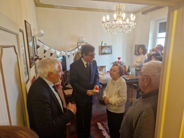 100 anni e non sentirli, Sansepolcro festeggia i secolo di Ernestina