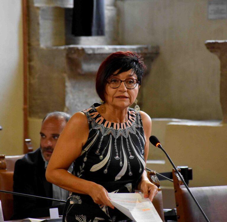 Il consiglio comunale approva la mozione della consigliera Emanuela Arcaleni (Castello Cambia) per l’amministrazione condivisa dei beni comuni