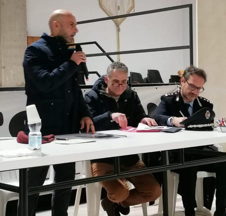 Sindaco e assessori proseguono il ciclo di incontri sul territorio per confrontarsi con i cittadini e le singole realtà locali – Ieri sera partecipata iniziativa a Trestina.