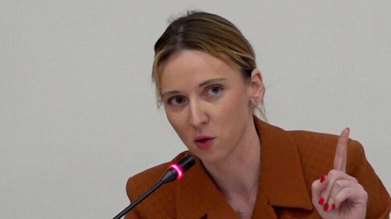 Il Comune premiato con circa 30 mila euro per la scelta del menù 100 per cento biologico nelle mense scolastiche: la somma sarà interamente suddivisa tra le famiglie dei 1.637 bambini che utilizzano il servizio