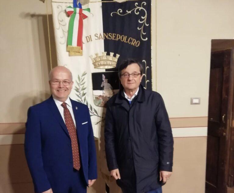 Michele Foni si insedia in Consiglio Comunale