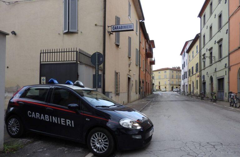 Violazione di domicilio e danneggiamento, denunciato cittadino marocchino