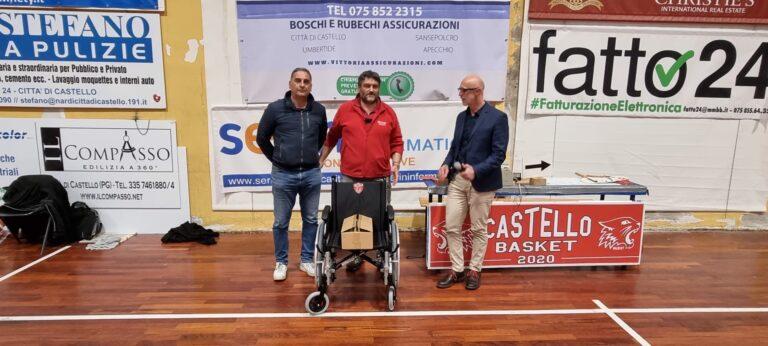 “Castello Basket Cares”, ieri la consegna di una carrozzella per disabili alla Croce Rossa di Città di Castello