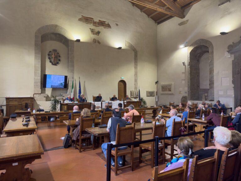 Ieri pomeriggio nel Salone consiliare del Comune di Città di Castello presentato il libro “Abbiamo detto NO