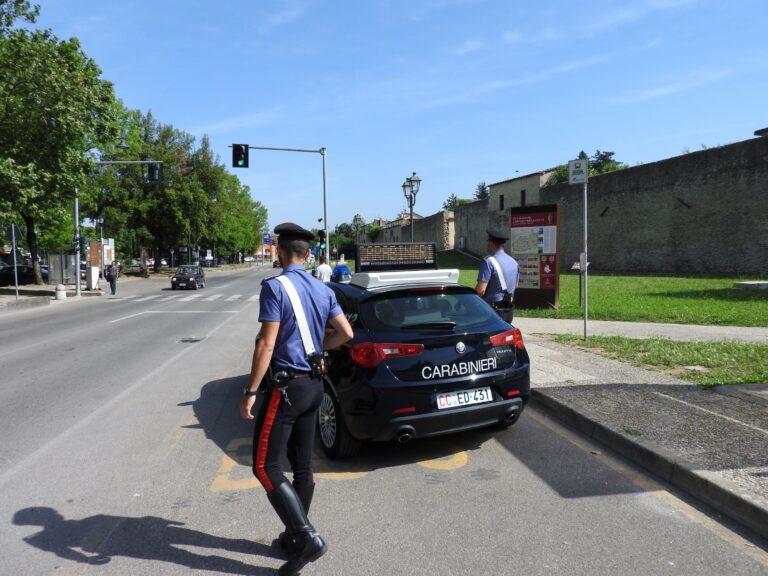 Incidente con feriti a Città di Castello, Carabinieri ritirano patente di guida a due donne