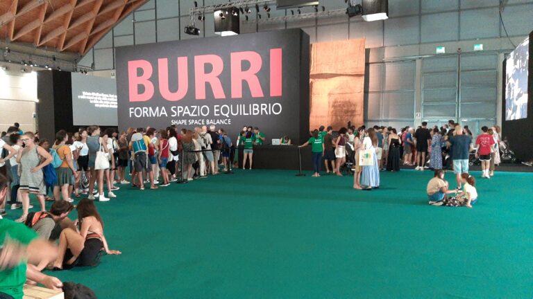 BURRI FORMA SPAZIO EQUILIBRIO: aperta l’esposizione del Maestro tifernate alla 44ma edizione del Meeting di Rimini
