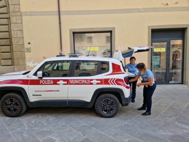 Controlli serali della Polizia Municipale, servizio attivo in città nei fine settimane estivi