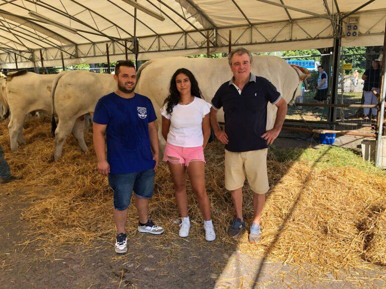 Giovani allevatori crescono – Le belle e inedite storie di Lavinia Bianchini, 15 anni e Alessio, Lucaccioni, 24 anni, che ai social, tablet e smartphone preferiscono il forcone, la paglia e il fieno di una stalla