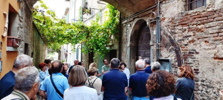 “I libri e la città: i vicoli raccontano” successo di pubblico e critica per l’iniziativa promossa dalla Carducci