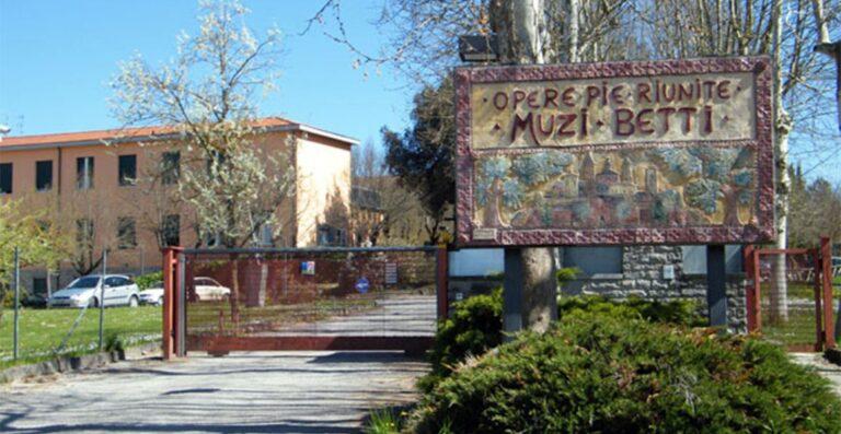 Allestimento di uno spazio giochi per bambini all’interno dell’area verde A.S.P. “Muzi Betti”: mozione dei consiglieri comunali del gruppo PD, Gionata Gatticchi,  Roberto Brunelli,  Maria Grazia Giorgi, Alessandra Forini, Monia Paradisi, Massimo Minciotti, Federico Bevignani e Domenico Duranti