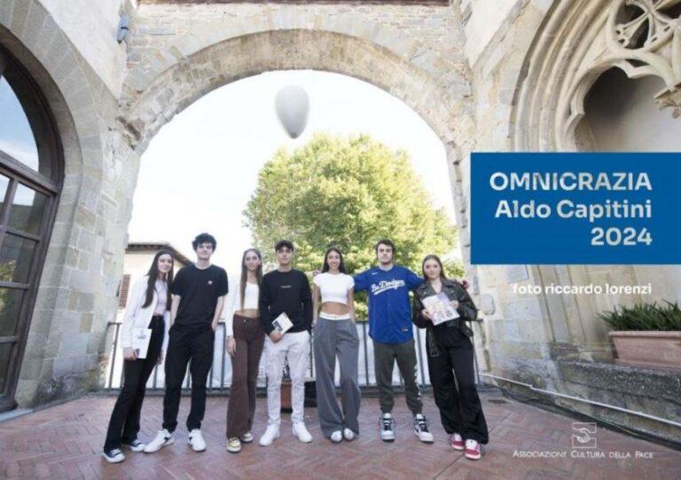 “OMNICRAZIA”: Presentato il calendario 2024 dell’Associazione Cultura della Pace