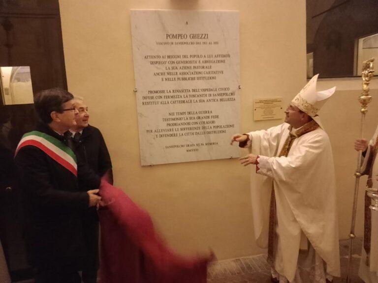 Scoperta e benedetta lapide in ricordo di Monsignor Pompeo Ghezzi
