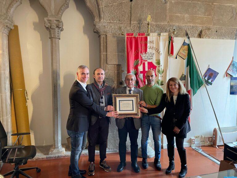 Riconoscimento ufficiale e targa dell’Ordine Regionale dei Giornalisti dell’Umbria al Servizio Ufficio Stampa, “CdcNotizie” per i quaranta anni di attività