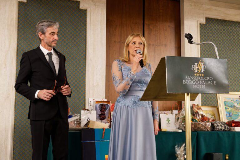 Auguri e solidarietà: al Lions club Città di Castello Host si pensa agli altri, anche al momento di festeggiare…