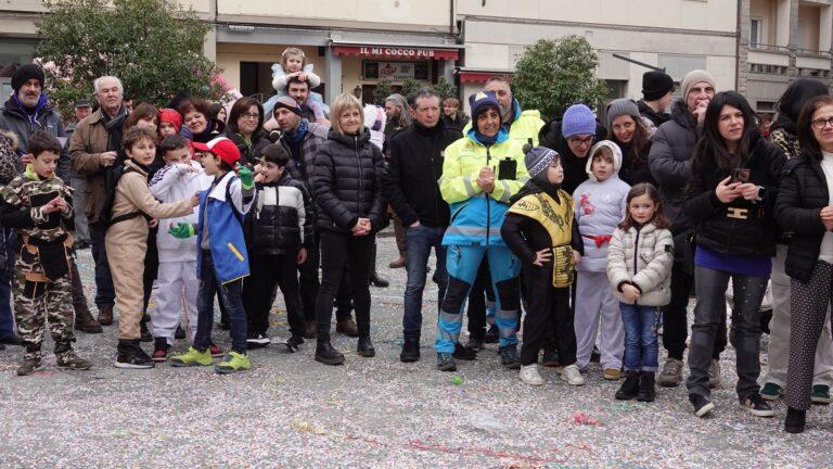 Successo oltre ogni aspettativa del Carnevale in piazza a Pieve Santo Stefano, svoltosi domenica scorsa