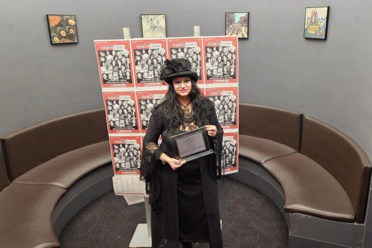 Gipsy Fiorucci premiata al Festival “Primo Piano sull’autore Pianeta Donna”