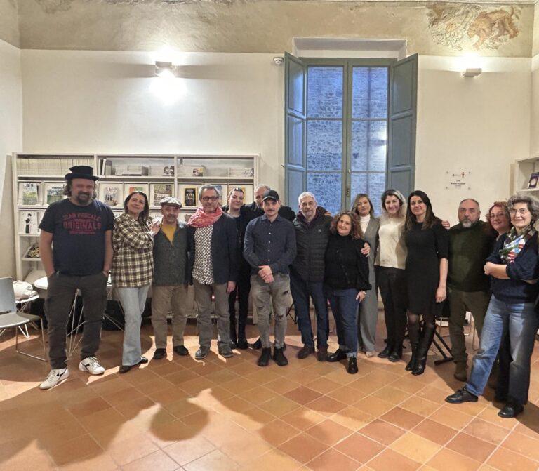 Una domenica in Biblioteca: grande successo per la prima giornata internazionale della poesia “”Sono nata il 21 a primavera” alla Biblioteca Carducci di Città di Castello