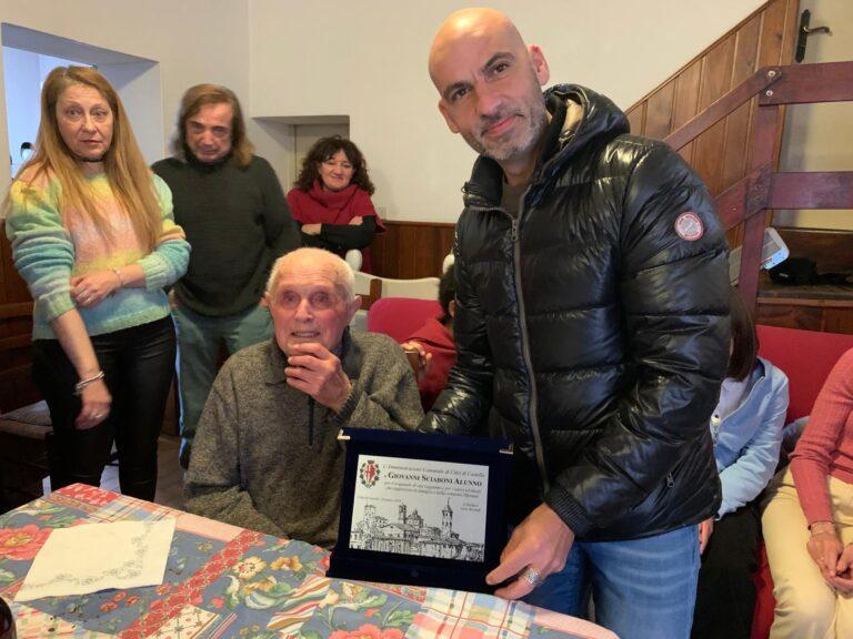 Una vita dedicata alla famiglia e alla terra: festa a Cornetto per i 100 anni di Giovanni Sciaboni