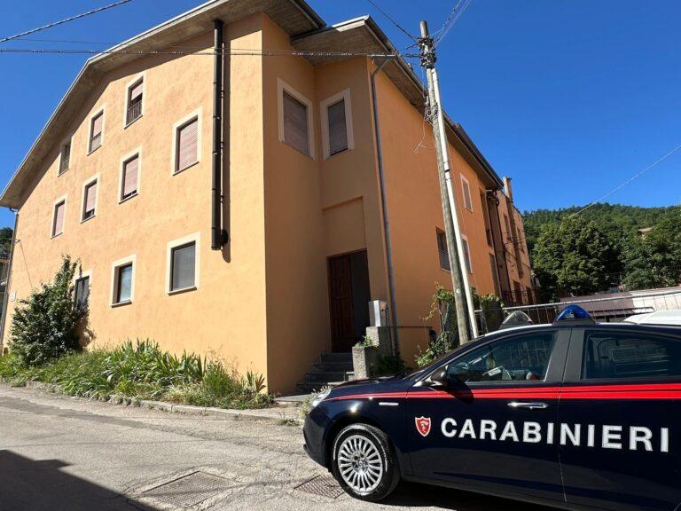 Cascia: picchia e minaccia la compagna, Carabinieri eseguono allontanamento urgente dalla casa familiare con divieto di avvicinarsi