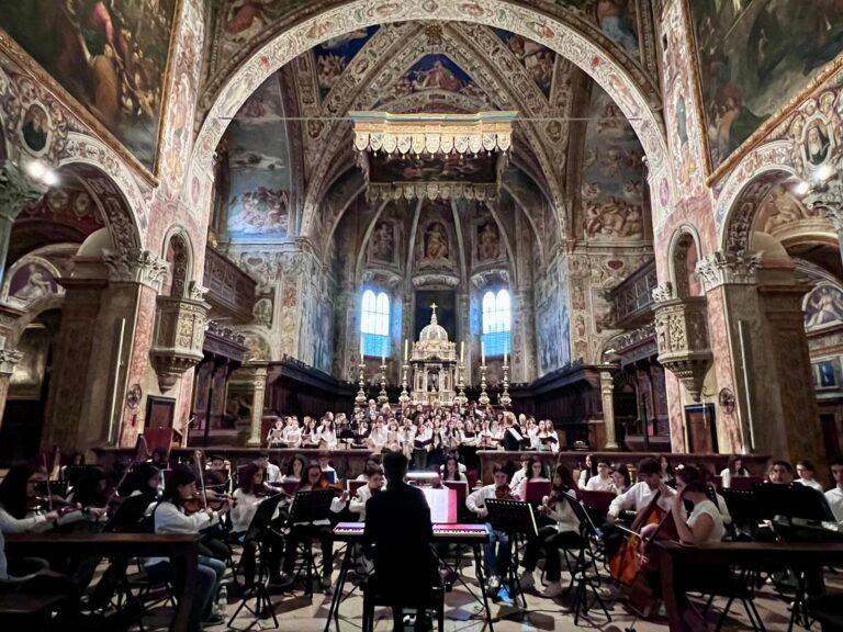 Quando la Musica diviene pura magia nelle dita e nelle voci di giovani studenti talentuosi! Concerto di fine anno dell’Orchestra e coro giovanile e del coro dei docenti dell’Istituto San Paolo