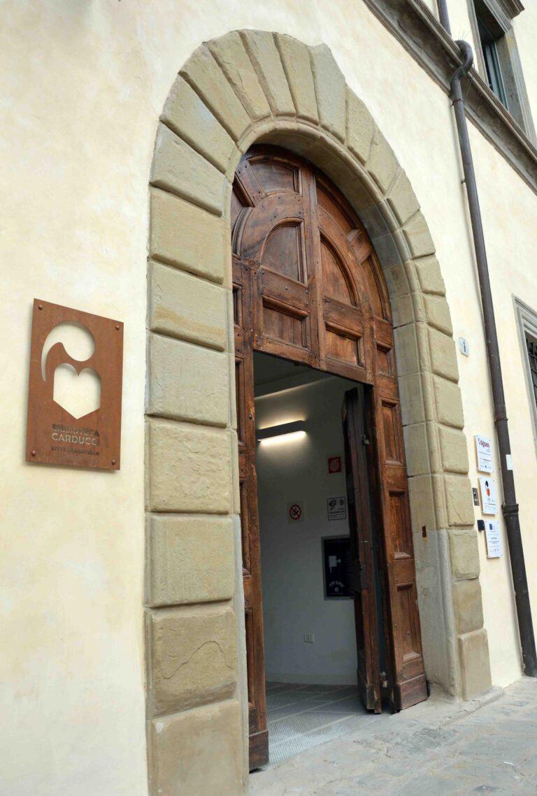Il consiglio comunale approva il nuovo regolamento della Biblioteca Carducci